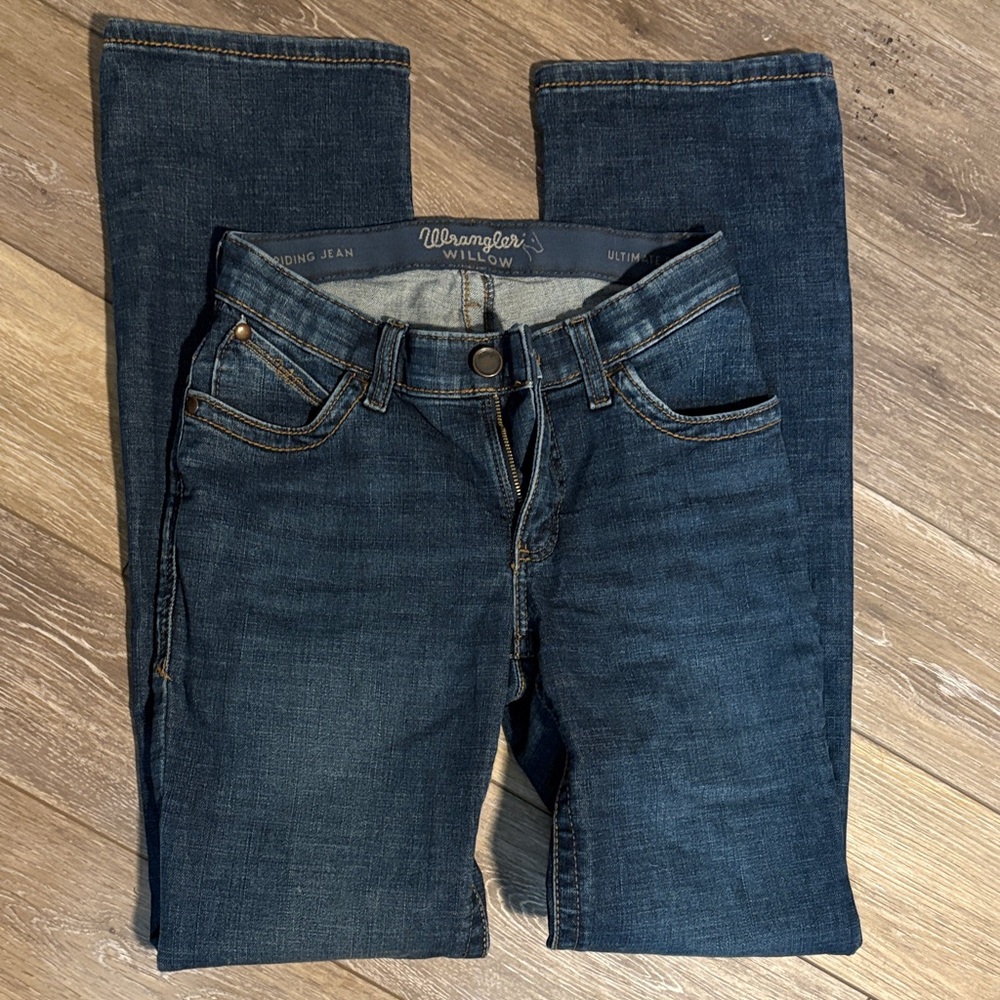 Wrangler Ultimate Riding Bootcut Jeans in Lovette EUC